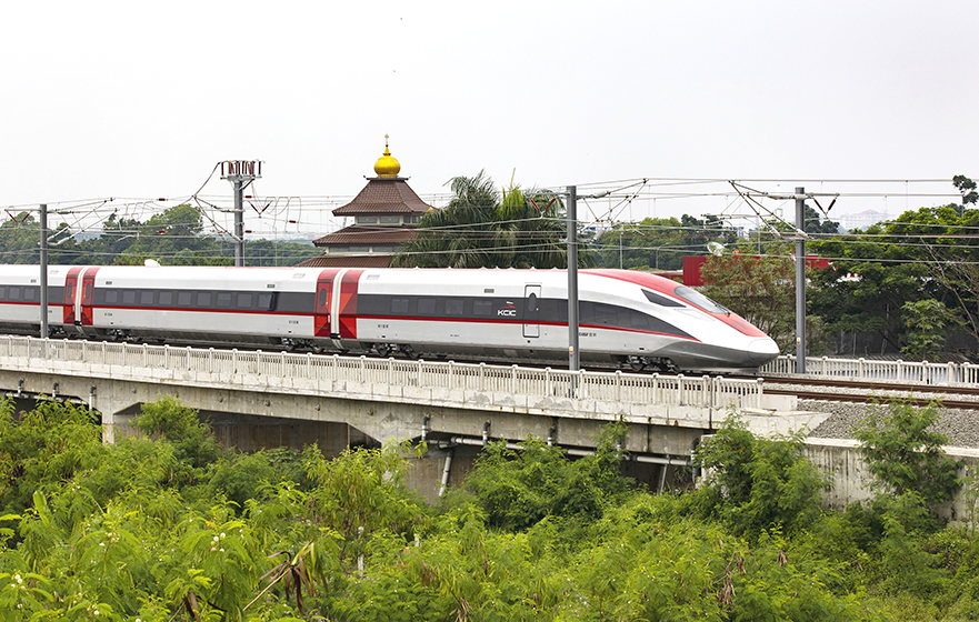 云南玉摩镇铁道最新消息：运营情况、建设进展及对山口地区的影响