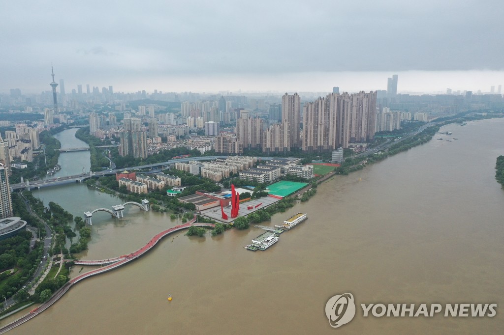 南京防汛最新消息：应对暴雨洪涝挑战，筑牢城市安全防线